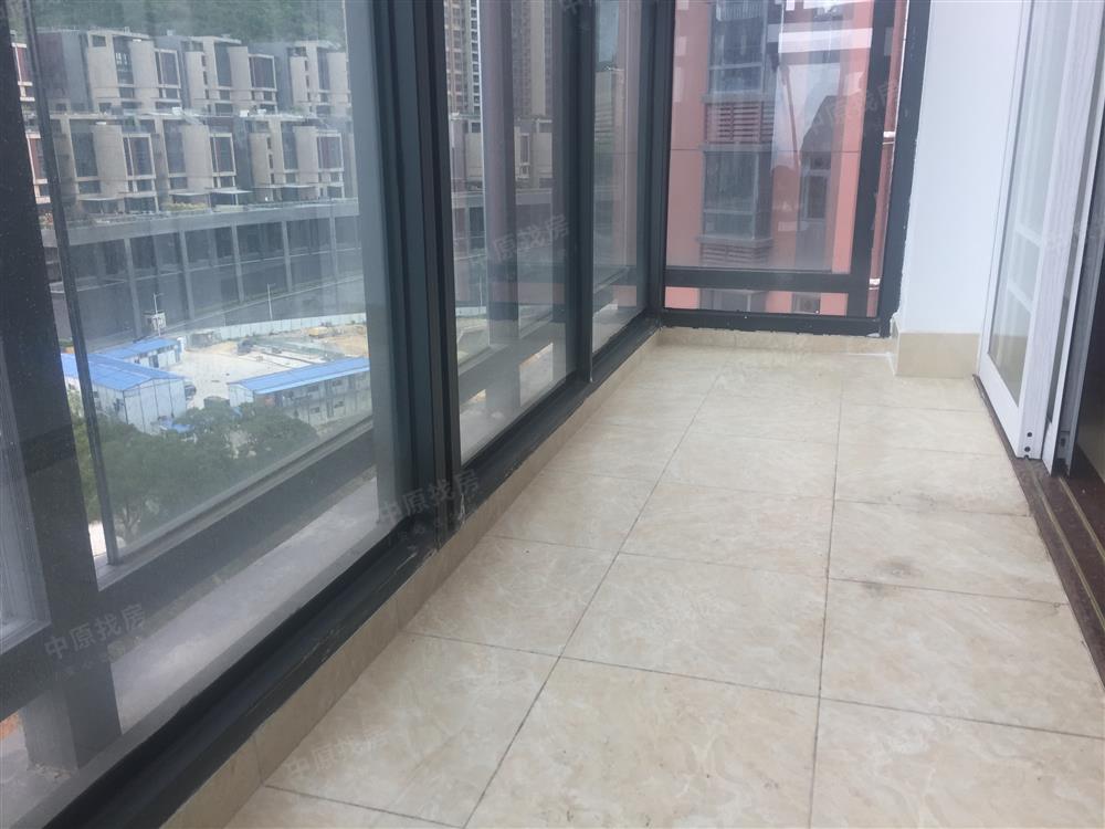 运发御景兰庭,南北朝向户型梧桐山天然氧吧,30万精装修双学位