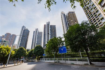 香蜜湖瀚城客厅大,厅出阳台,侨外中小学,总价醉低四房,精装修
