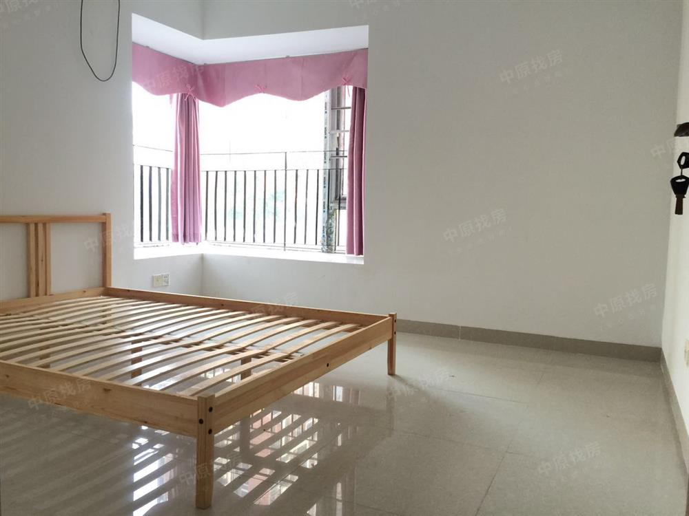 中海半山溪谷花园