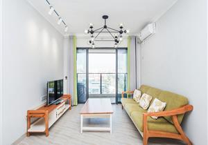 精装修，诚意出售，看房方便