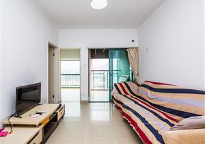 布吉正地铁口80后街东南向户型好使用面积大可百变三房诚心出售