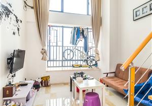 地铁口商住两用，loft公寓使用率高，精装可拎包入住
