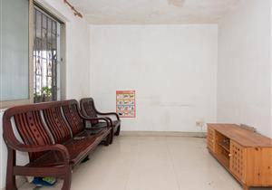 海昌大厦，2房，诚心卖