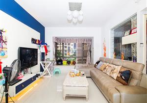 龙园意境，改善型4房，满五，小区适合居家，环境舒适，户型通透