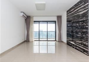 福田次新楼盘，安静南北通话，地铁口物业，购物方便