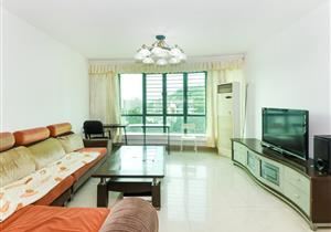 地铁口，公园旁，读书方便，花园小区，业主诚心出售