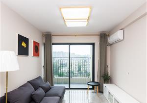 远洋新天地5.1米层高精装修拎包入住租金4500看房方便