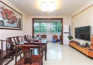 舒适社区大花园小高层