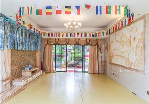 水岸心都，一楼带院子，地下室，看房方便