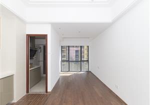 英郡年华 地铁口 户型好 实用率高 住家优选 价可谈