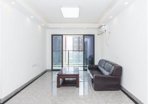 空间布局有致，和谐有序，清新空气自由穿行