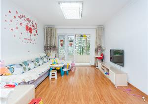 富瑰园 地铁口精装三房 带露台 业主诚心出售 看房方便