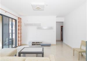 红山地铁口，豪宅标杆建筑楼盘，精装修三房，看花园泳池