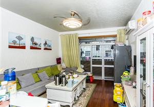 地段佳，享万科，公园大地同等配套，住家安静不吵闹