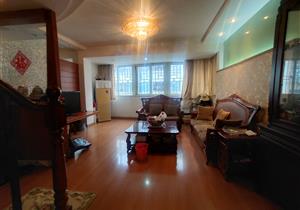 豪园花园 精装4房 地段好 租金高