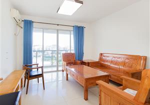 双地铁口，满5年税少，红本在手，朝南向，性价比高