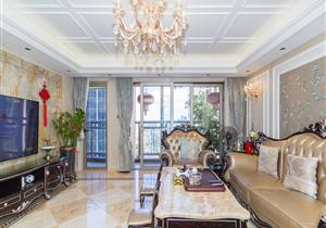 正地铁口，精装修，满5年税少，性价比高，看上价格可谈