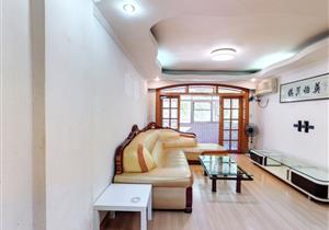 集福居，小高层带电梯四房，户型实用，诚心出售，急卖