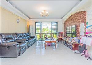 电梯一梯两户 南北通透 精装修