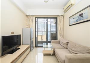 新上盘！潜龙曼海宁精装一房，视野好，看房方便