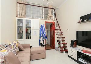 小区环境幽雅地铁口物业交通便利