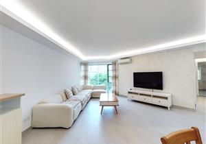 中海华庭南向安静3房，户型通透，采光好，满五年家庭一套税费少