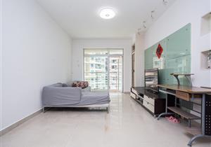 天健阳光华苑，红本，业主换房出售，装修保养好，拎包入住，
