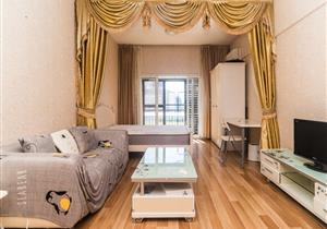 房子在卖，价格好谈，业主诚意，小区环境安静配套成熟