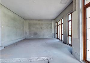 水榭山别墅，毛坯，南北向，带花园和私家车库，户型好