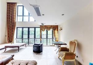 招商依山郡4房2卫精装修业主急售