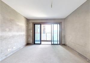 南北通五房2卫，户型霸气，采光好，送38平拓展面积，使用率高