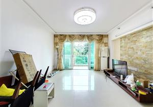 黄埔雅苑三期，新上3+1房，户型实用，安静位置，车位足