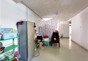 区政府旁边，壹海城商圈，位置好，交通便利