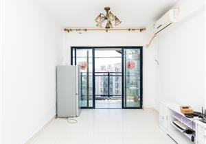 宝安翻身，笋盘，地铁口，使用率高，天虹商圈