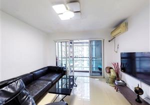 盛世家园二期，新上四房，南北通，厅朝南，业主急卖，价格空间大