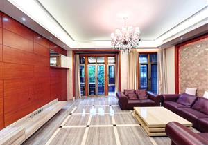 水榭山别墅，豪装，南北向，上下共五层，实用率高，带大花园