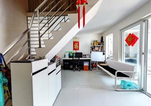 翡翠星光园 地铁口 户型好 实用率高 住家首选 价可谈