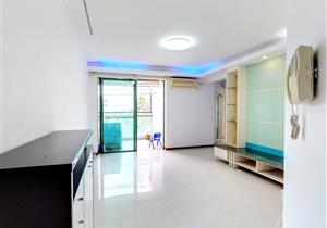 福田近口岸大花园社区小三房，业主诚心放售，随时可以看房