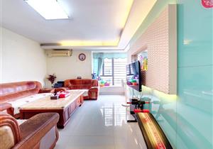 《城中雅苑》东南向，大三房，高楼层，采光好，满五年，惟一