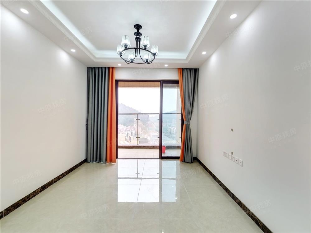 东方盛世花园(二期)