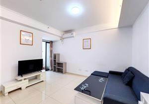 急卖地铁口，68平2房可谈价格