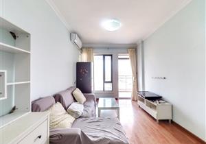 佳华名苑宝体地铁口，看房方便，精装修保养好，业主诚心卖。