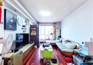 方正二房，格局方正，看园景