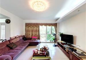 豪华装修，业主诚意卖，价格好谈，地铁口物业，购物方便