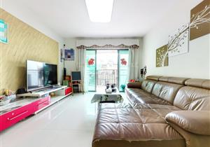 泰雅园  满五年  东南向  精装修  通风采光好 看房方便