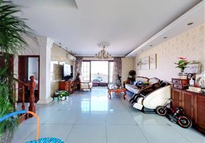 翠竹电梯房，居住舒适，拎包入住，配套齐全 业主诚售 价格可谈