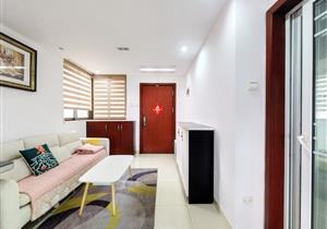 景源华庭.，送20平花园，客厅出阳台，福田口岸旁