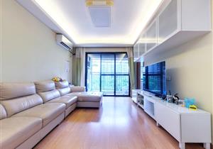 小区环境好，房子满五年，房子户型好厅出阳光好，看房方便。