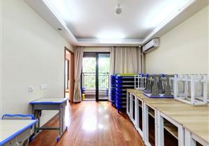 上水径地铁口，万科麓城，次新小区三房两卫