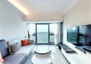 深物业金领，豪华装修，两房，南向，看花园，安静